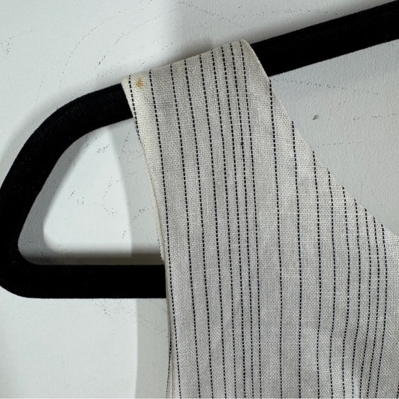 Zino Jordan White Pinstripe Linen Vest Red Tie Detail Size 48 EU Chic Top - Picture 8 of 10